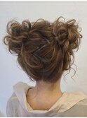 ツインおだんごヘアアレンジ お団子ツイン ふわルーズ 新宿東口