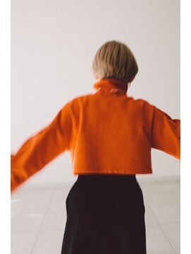 シー ヘアデザイン(see hair design) white ベージュ