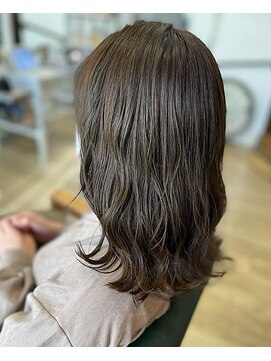 ヘアアトリエ ナイン(hair atelier nine) nine/渡邊