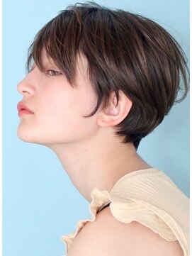 インセプション 銀座(INCEPTION) 40代50代小顔黒髪ネビージュボブルフワンレンショート