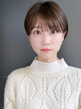 モリオ(morio) 【morio】浦和　ベージュ　耳掛け　マッシュ　ショート♪