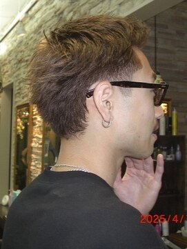 ガズル ハラジュク(GUZZLE HARAJUKU) *UKベージュ　マレットヘア　メンズショート　ブリーチなし*