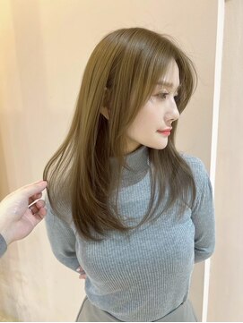 バイエイト(X８) 外国人風シースルーレイヤー