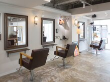 メゾンフォーメン 心斎橋店(Maison for men)の雰囲気（広々としたおしゃれな空間でゆっくり施術させていただきます！）