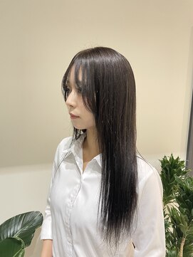 ブロッシー(blossy.) グレージュカラー