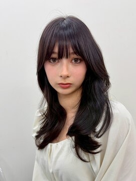 ヒュー 広島(HEW) くびれレイヤーカットダークグレージュ20代30代大人かわいい