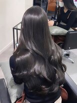 エル バイ アンキシム(elu by AHNKISM)&nbsp;韓国風レイヤーカット顔まわりくびれヘア心斎橋