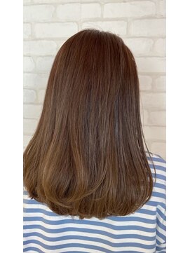 ビスイル 秋葉原店(Vis ill) ボブナチュラルブラウンロングレイヤーミルクティベージュ