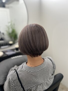 ハクア(HAKUA) 【脱・白髪染め】白髪ぼかしハイライト×大人上品ショート