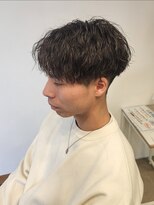 ニアウ 伊勢崎連取店(Niau)&nbsp;MEN’S HAIR/波巻きツイストスパイラル/リバースセンターパート