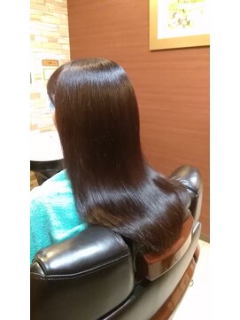 カットスタジオ ビークラブ(Cut studio B_CLUB) ストレートロング