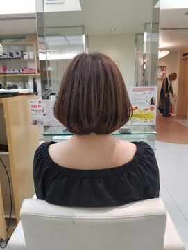 e.m.a プレミアムビューティーサロン 栄駅店(e.m.a PREMIUM BEAUTY SALON) フェミニンボブ