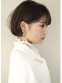 内巻きシンプルなミニボブ