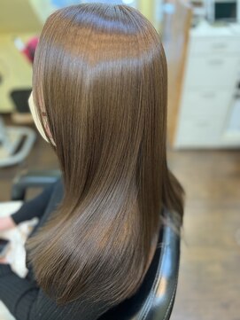 エムスリーディーミュゼステージ(M3D) ピコカラーストレート仕上げ。