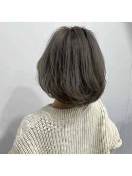 チーク(CHiiK) バレイヤージュ×グレージュ