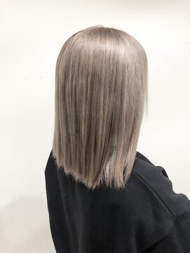 リー 枚方(Lee) グレージュ