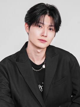 センス 渋谷 宇田川交番前(SENSE) シースルーセンターパート/ニュアンスパーマ/ダウンパーマ/韓国