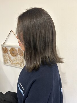 キキ(kiki) 【shiori】オリーブグレージュ