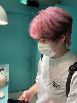 ユー イケブクロ(u Ikebukuro) ピンク/パステルピンク/エンドカラー/ハンサムショート