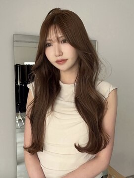 ヨーク(YOKE) ロングレイヤーくびれヘアヘーゼルグレージュベージュ