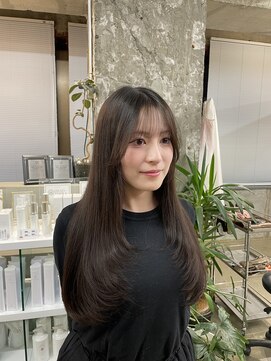 リラクオーレ 三宮 元町(LIRA CUORE) レイヤーカット