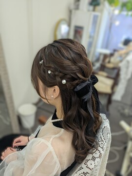 横濱ハイカラ美容院(haikara美容院) ゆるふわ編み込みハーフアップ（リボン）