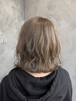 シェリール(CHERiR)&nbsp;ブリーチなしグレージュショートボブ透明感ウルフレイヤー