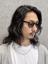 フジヤマバーバーショップ アジト(FUJIYAMA BARBER SHOP ajito)&nbsp;【明石メンズ】ロングウルフ×センターパート×スパイラルパーマ