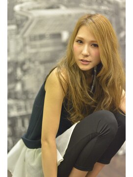 ナナナ パレナ 大津膳所店(nanana parena) クリアな髪色でおしゃれ&セクシーに