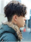 サイドパートショートワイルドツーブロック刈り上げテクノ