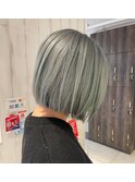 スカイブルーホワイトシルバー池袋池袋東口