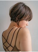 首が綺麗に見えるオトナショート　2