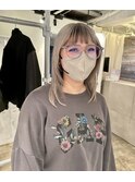 ケアブリーチ前髪ローライト顔まわりウルフ