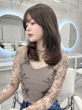 アリュウル 表参道(ALLURE) ワンカールで可愛いレイヤーカット*艶カラー/ブラウンベージュ