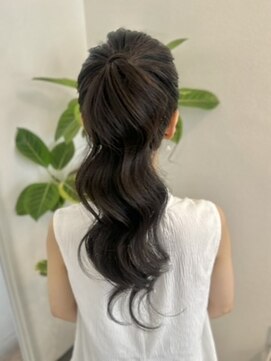 マーリー(marlee) ウェーブポニー