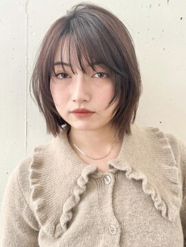 ビーチ(BEACH) 顎下2センチぷつっとボブフェイスレイヤー柔らかベージュ