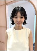 大人の抜け感ミニボブ