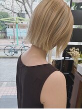 メリー(merry) 抜きっぱブリーチ、切りっぱなしボブ