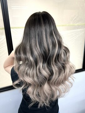 ラピス 大阪アメ村店(Lapis) エクステバレイヤージュ