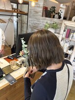 キートス(kiitos)&nbsp;外ハネアッシュ