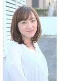 【伸ばしかけOK】毛先のクセを生かしたミディアムスタイル