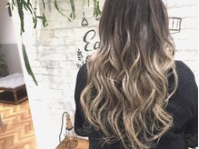 大人気の外国人風の髪を手に入れるグラデーションカラー★