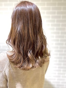 アネラヘアー(Anela hair) 大人可愛い ミルクティーベージュ