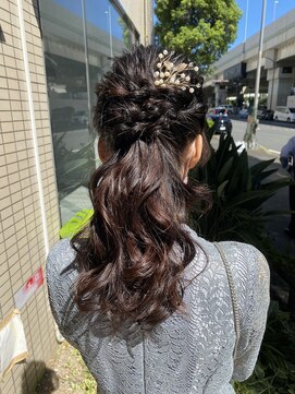 バイブアンドアネックス(VIBE & ANNEX) 《momoka》ローポニー結婚式お呼ばれパーティーヘアセット横浜