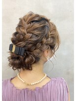 ブーミー(Bor mee)&nbsp;【Bormee】編み込みでモテ可愛いアップヘア＊