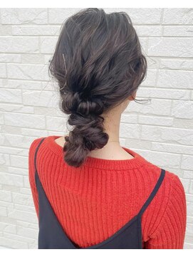 フィオーレ ヘアデザイン(FIORE hair design) 結婚式　二次会　編みおろし　シニヨン