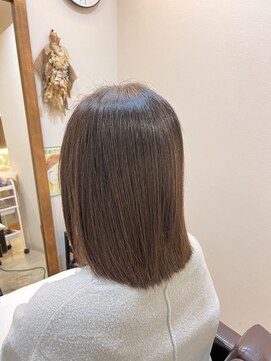 ビューティーサロンジェイ(Beauty Salon J) 梅雨時期におすすめな縮毛矯正!美髪ストレート!髪質改善!