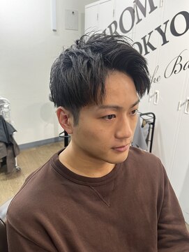 クロムトウキョウ ザ バーバー 新宿本店(CHROM TOKYO the Barber) 7:3アップバング