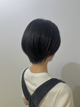 アドラーブル 万代店 (adorable) 20代30代40代小顔ハンサムショートアッシュブルーブラック