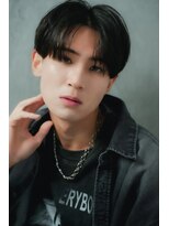 ルチア(Lucia)&nbsp;マッシュ"韓国風ナチュラルセンターパート